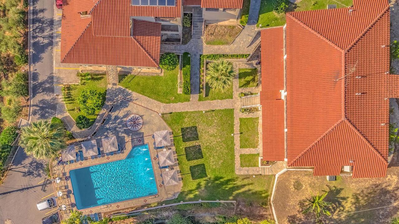 Thea Hotel Posidi Exteriér fotografie